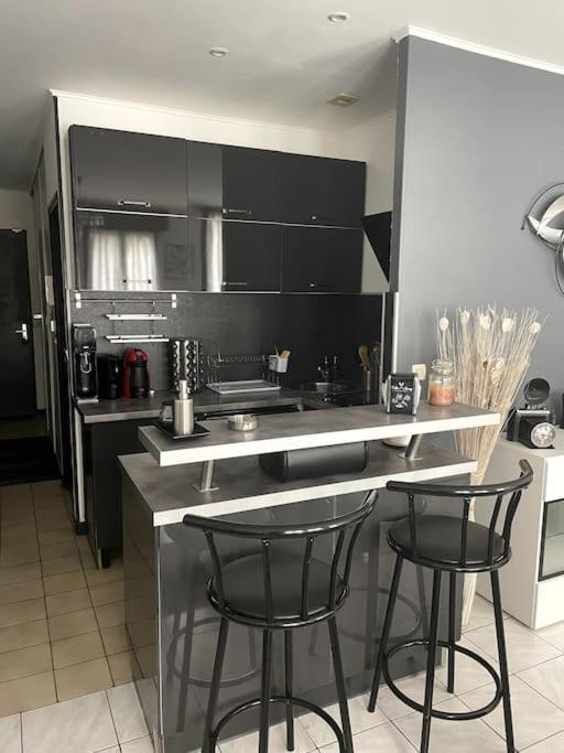 Appartement - Chic Et Cosy A 30 Minutes De Paris Et 25 Minutes De Disney Ozoir-la-Ferrière Extérieur photo